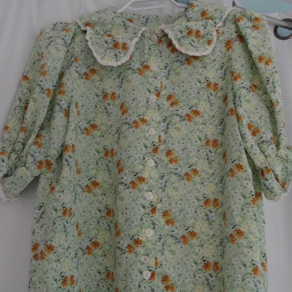 cute womens size small shein patterned blouse